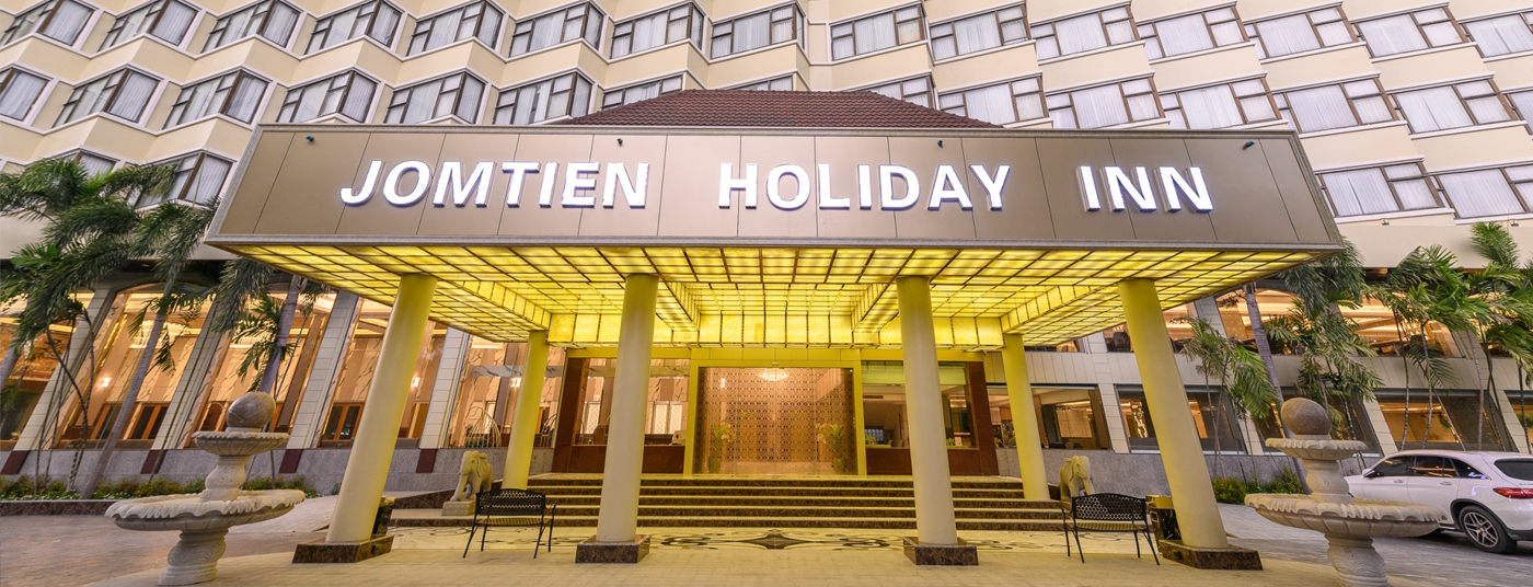 BEST AND THE MOST LUXURIOUS OF SERVICES JOMTIEN HOLIDAY INN PATTAYA